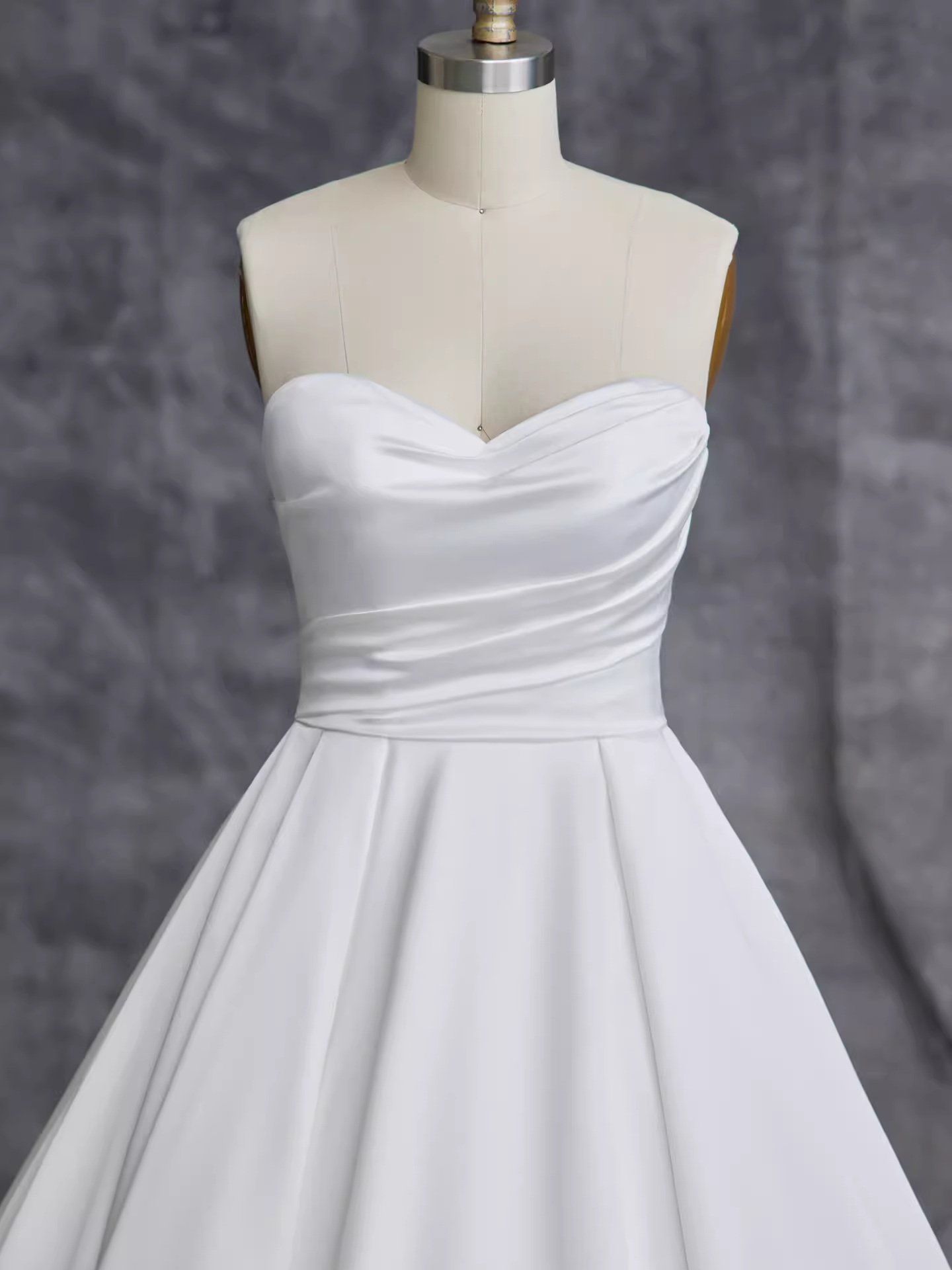 Stylish simple satin wedding dress Classic Ball gown White Wedding dress strapl image 3