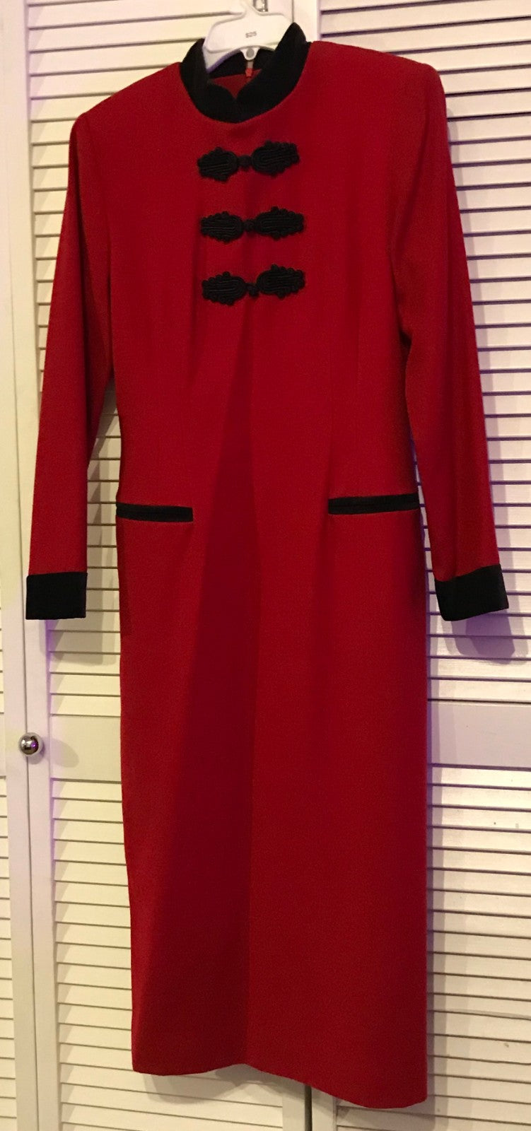 Althuser Women Dress Wool Red 3 Loop Button Black Size 8