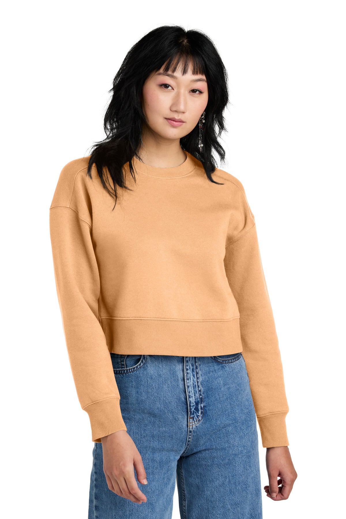 District ? Women's Perfect Weight ? Fleece Cropped Crew DT1105