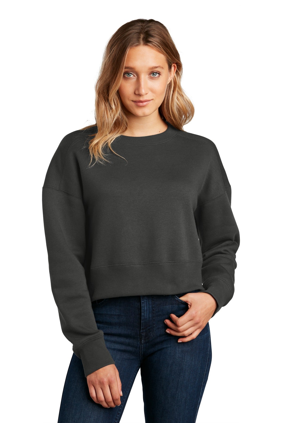 District ? Women's Perfect Weight ? Fleece Cropped Crew DT1105